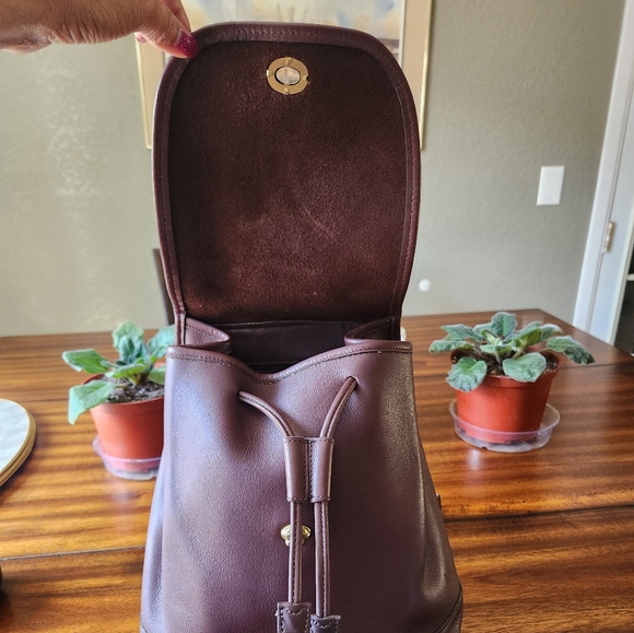 Vintage Coach Daypack - Picture 14 of 16